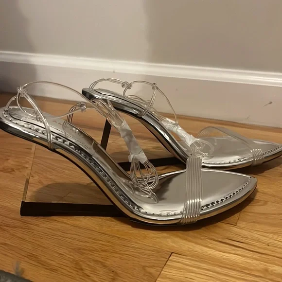 NIB Good American Silver Wedge Heels size 8.5